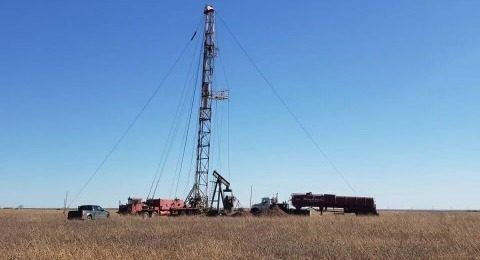 Drilling rig in a West Texas field